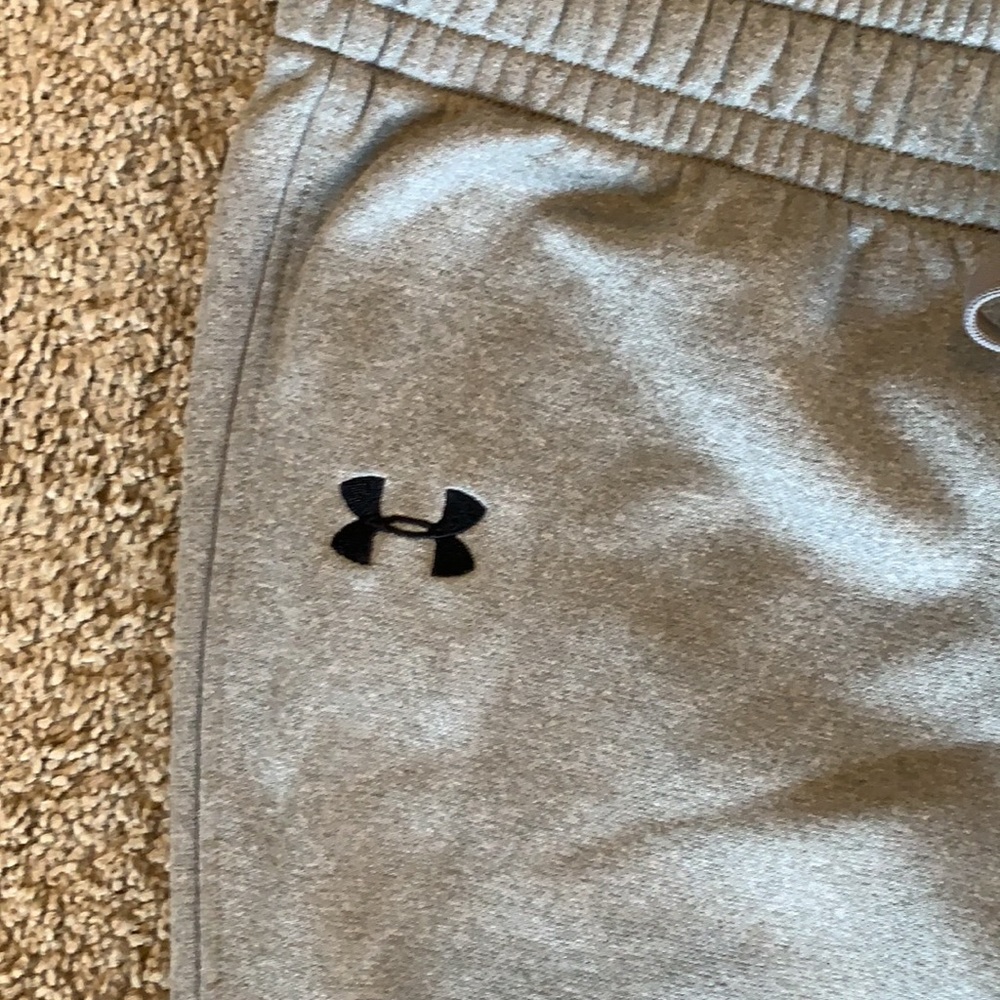 Under Armour women’s sweat pants